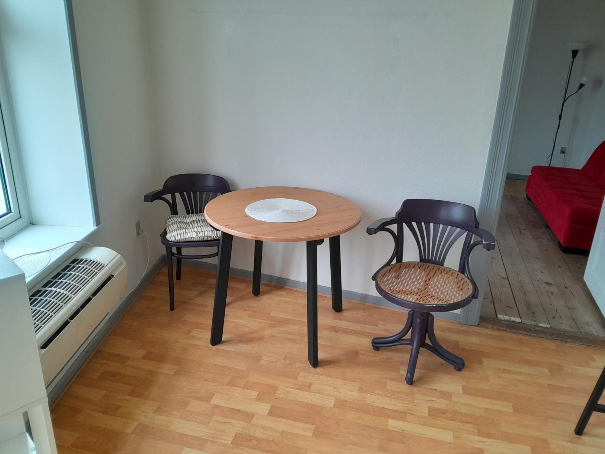 Apartment Mit 2 Zimmern Und Balkon Im Herzen Von Hoyer Højer Zewnętrze zdjęcie
